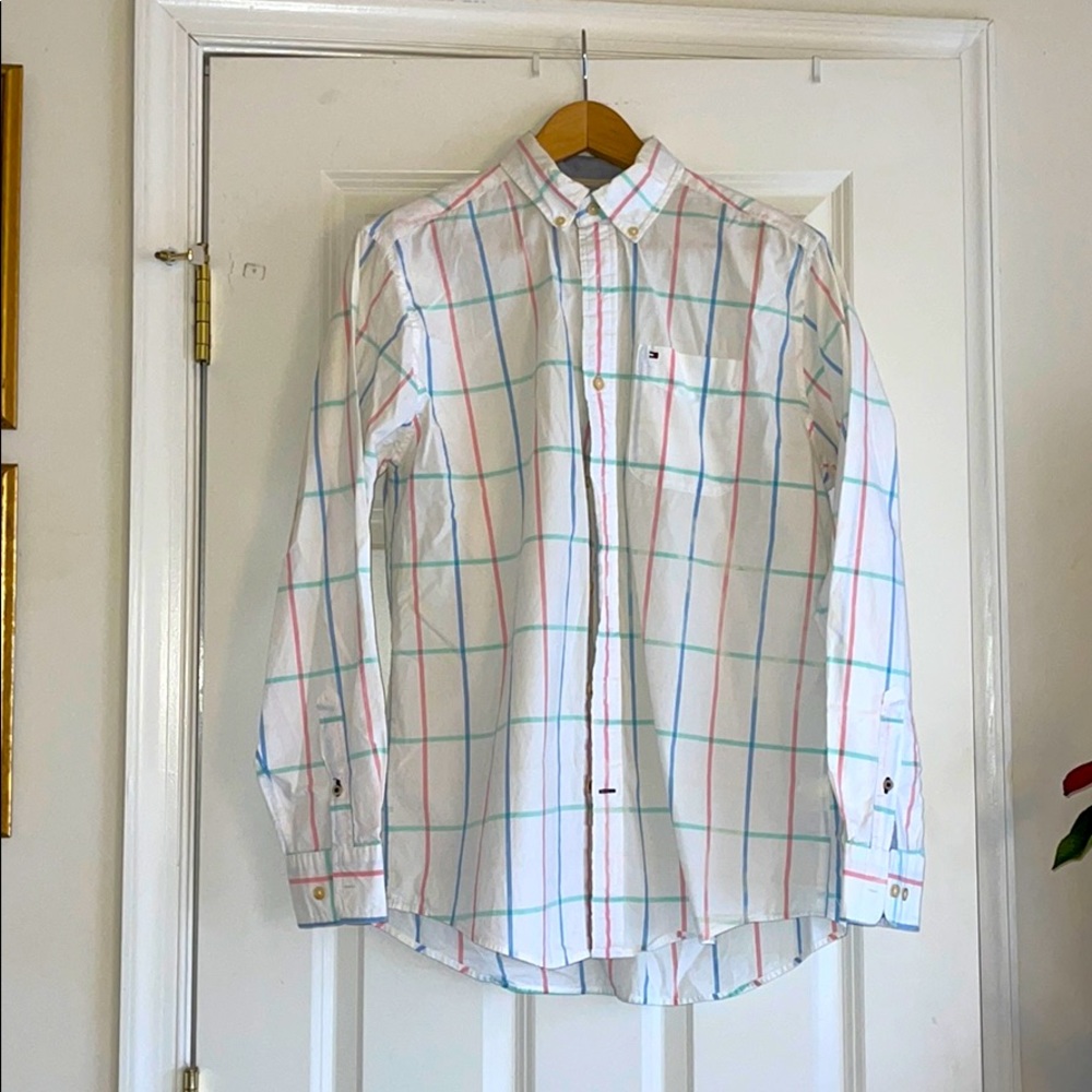 Classic Tommy Hilfiger woven shirt